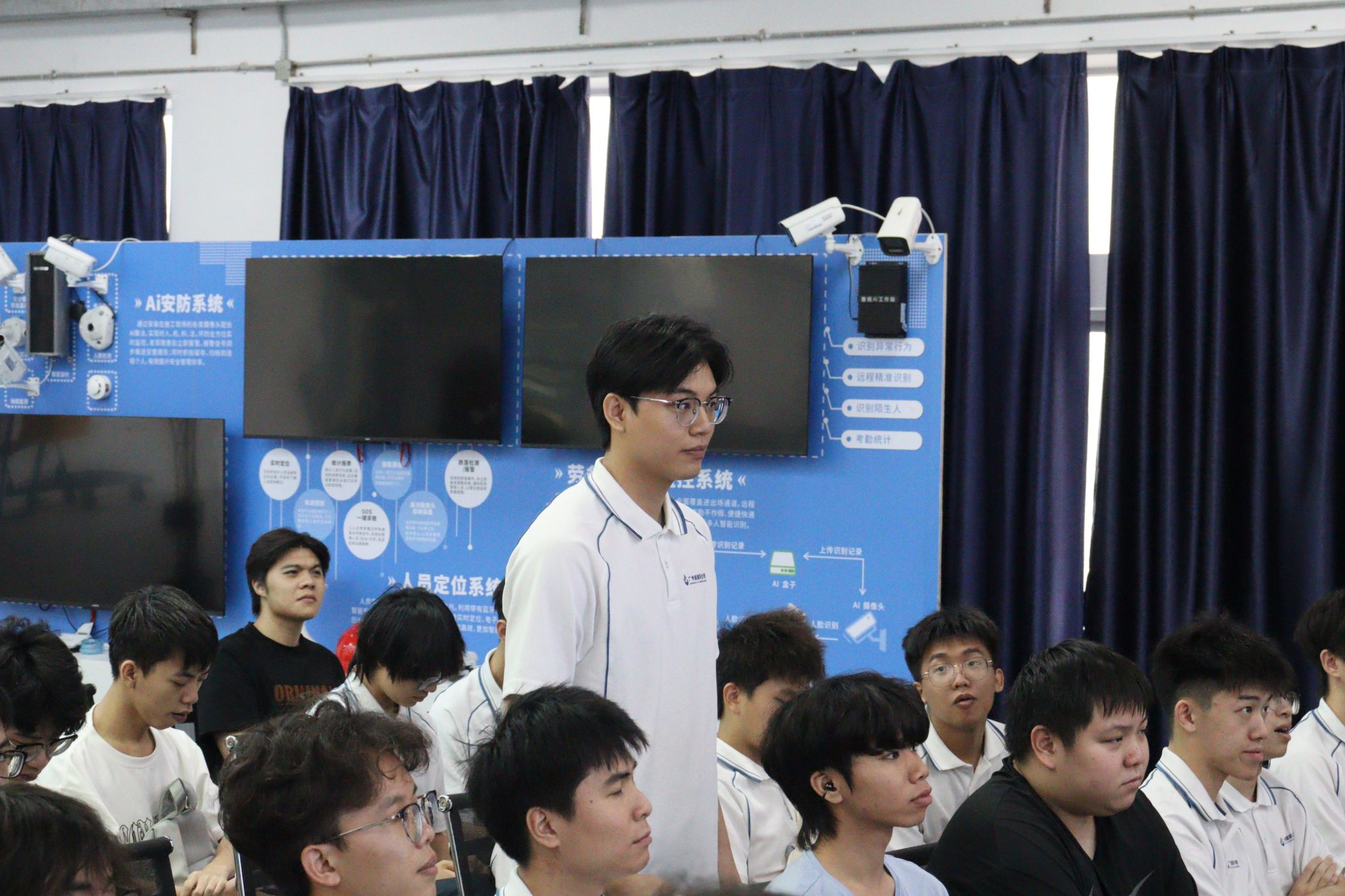 2024级相关专业60余名意向求职安